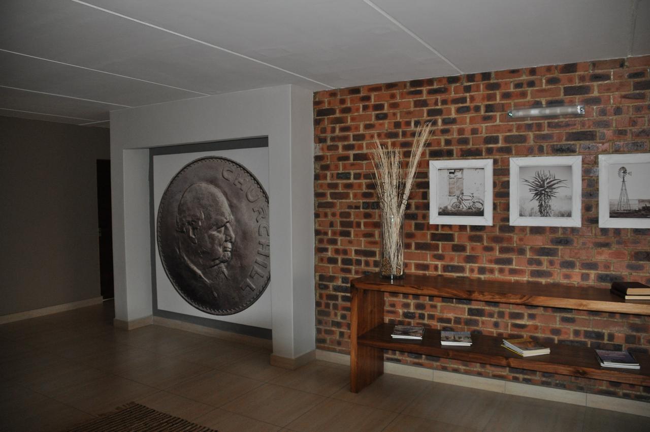 Merchant Business Class Hotel Henley on Klip Extérieur photo